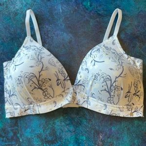 LUCKY BRAND Bra in blue and white floral. Size 38C